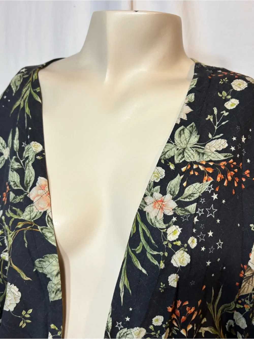 Anthropologie Farm Rio Bell Sleeve Kimono OS